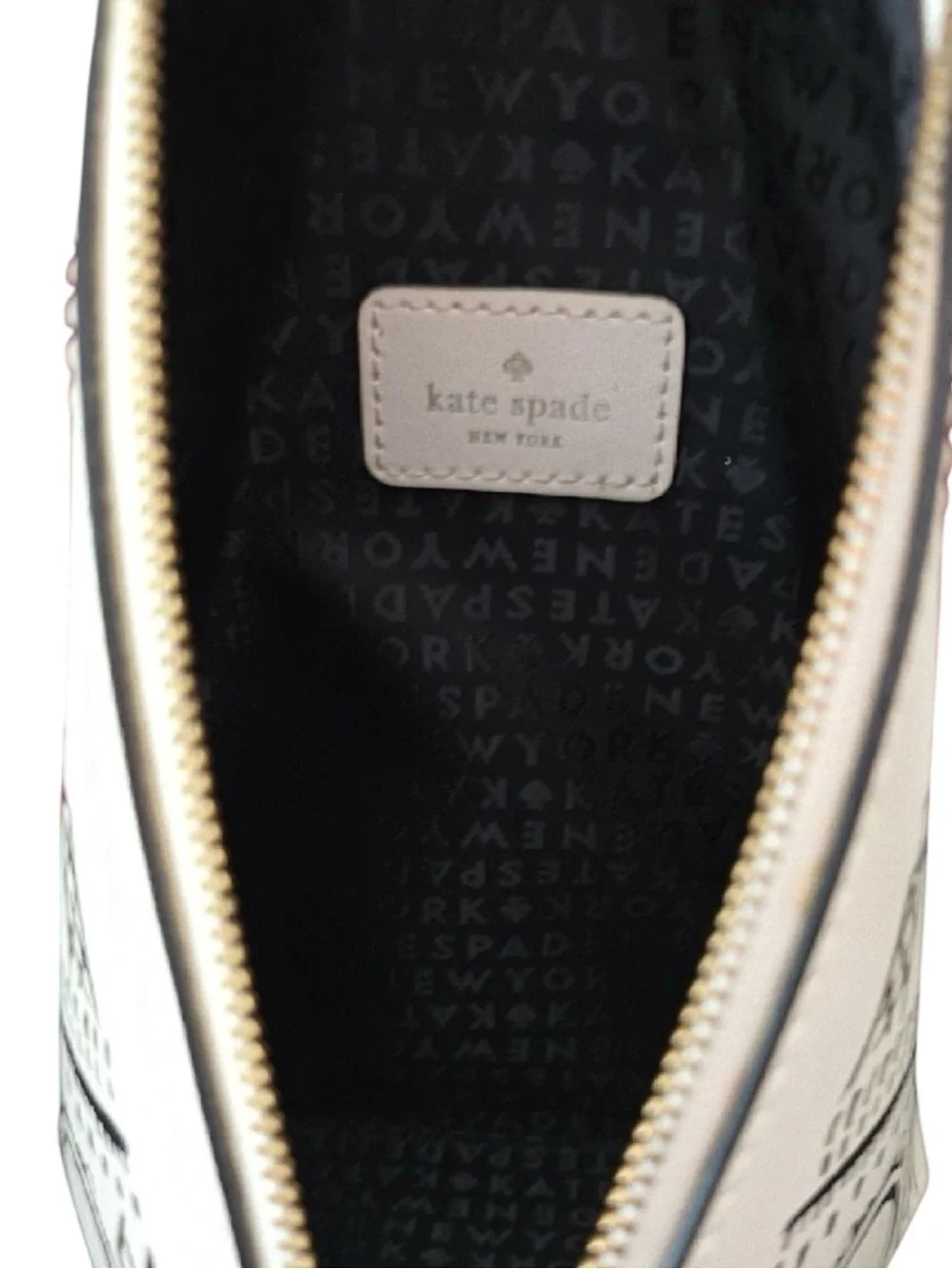 KATE SPADE MERRION SQUARE TRIANGLE EIFFEL TOWER WRISTLET IN CEMENT COLORWAY - Picture 7 of 8
